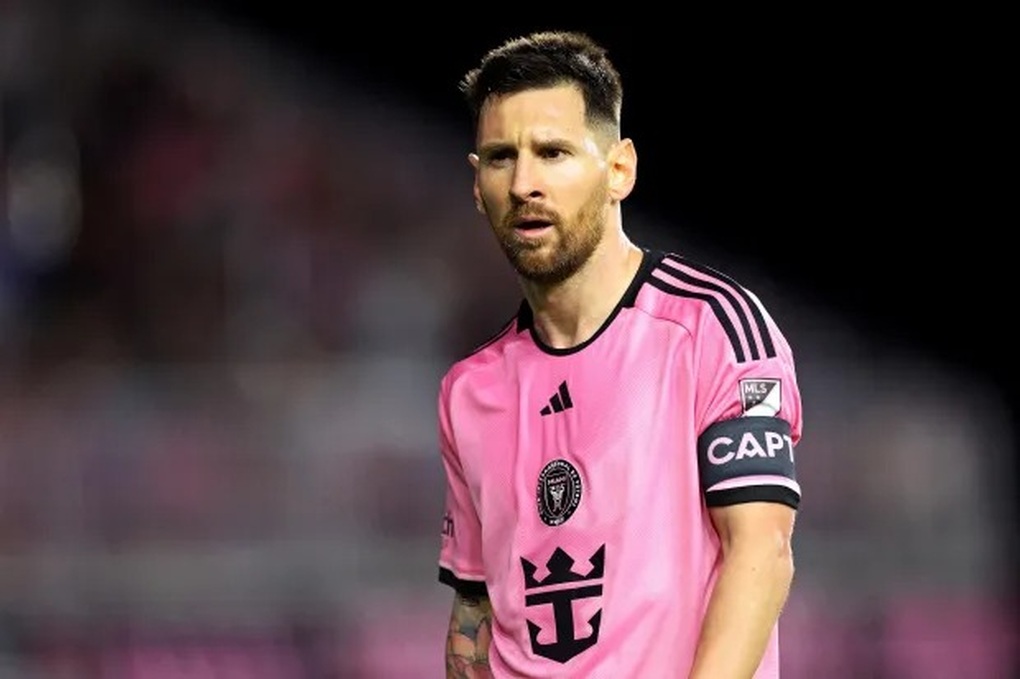 Messi trở lại đội tuyển sau khi Argentina giành vé dự World Cup 2026 - 1 Messi trở lại đội tuyển sau khi Argentina giành vé dự World Cup 2026 - 1