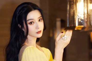 "Nữ hoàng thảm đỏ" Phạm Băng Băng bị mỉa mai hết thời