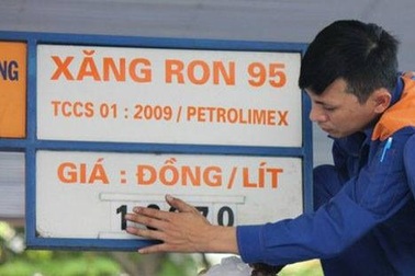 Vấp phản ứng vì không công bố giá xăng RON 95, Bộ Tài chính lên tiếng