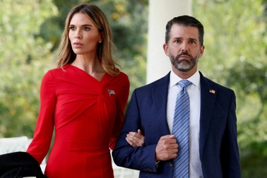 Tổng thống Trump có thể không dự đám cưới con trai vì xung đột ở Iran
