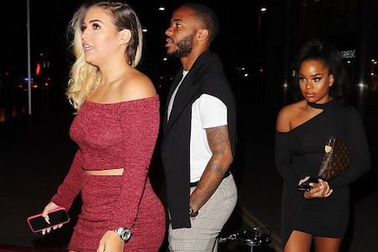 Man City mừng vô địch Premier League bằng đại tiệc cùng loạt bóng hồng xinh đẹp