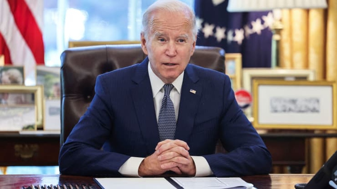 Ông Biden ký nâng trần nợ công thêm 2.500 tỷ USD, chặn nguy cơ vỡ nợ của Mỹ - 1 Ông Biden ký nâng trần nợ công thêm 2.500 tỷ USD, chặn nguy cơ vỡ nợ của Mỹ - 1