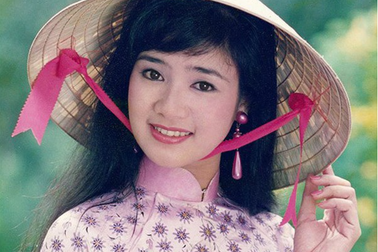 NSND Thu Hà: "Thư hâm mộ chất đống trong nhà, xuất hiện ở đâu là tắc đường"