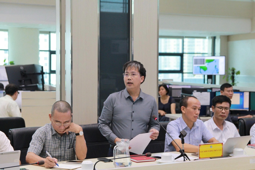 Cơn bão sắp hình thành rất mạnh, di chuyển nhanh, vùng ảnh hưởng rộng - 2 Cơn bão sắp hình thành rất mạnh, di chuyển nhanh, vùng ảnh hưởng rộng - 2