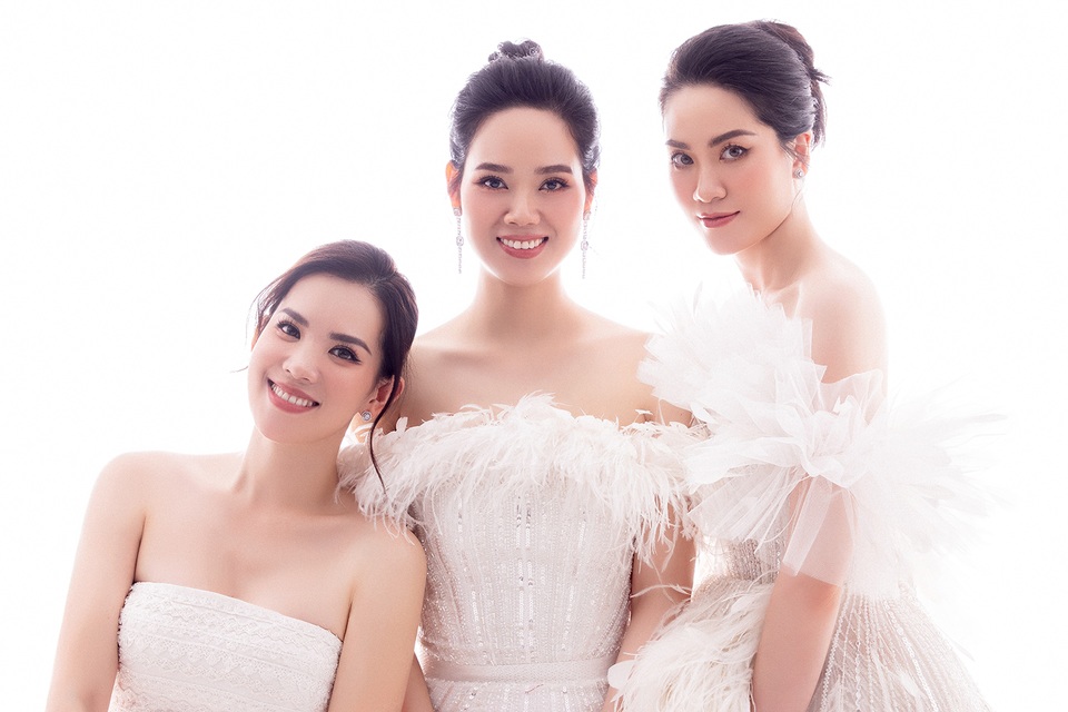 Hoa hậu Mai Phương đọ sắc cùng Á hậu Hoàng Oanh, Mai Hương sau 20 năm - 2 Hoa hậu Mai Phương đọ sắc cùng Á hậu Hoàng Oanh, Mai Hương sau 20 năm - 2