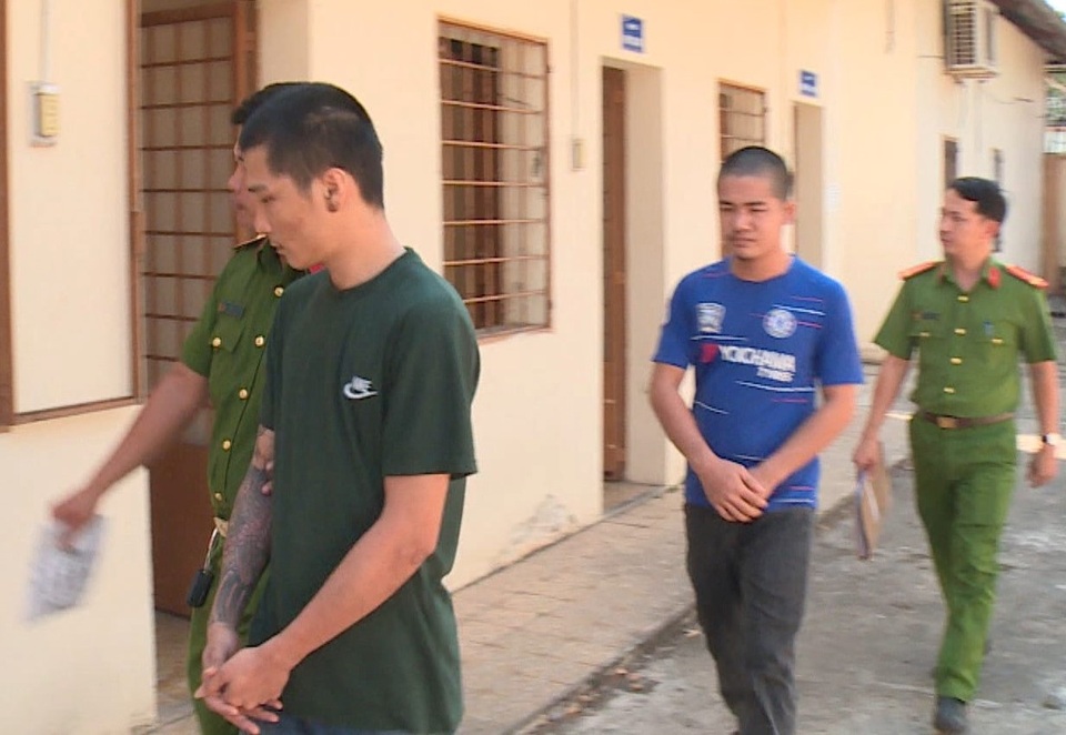 Triệt phá băng nhóm chuyên cướp giật tài sản của phụ nữ - 1 Triệt phá băng nhóm chuyên cướp giật tài sản của phụ nữ - 1