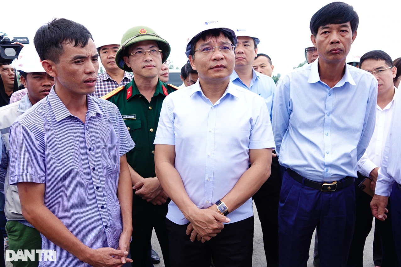 Cao tốc Mỹ Thuận - Cần Thơ: Cận ngày về đích vẫn thiếu gần 95.000m3 cát - 1