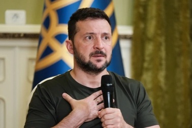 Ông Zelensky xoa dịu dư luận Ukraine sau đạo luật gây tranh cãi