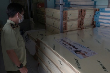 Phát hiện gần 600 tấn nệm “dỏm”, nghi giả mạo thương hiệu nổi tiếng