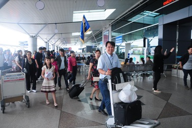 Rộn ràng du khách vi vu Tết dương lịch