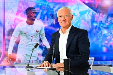 HLV Deschamps gạch tên Camavinga khỏi tuyển Pháp dự World Cup 2026