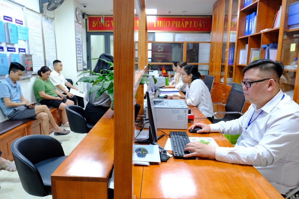 Bộ Nội vụ đề xuất bộ tiêu chí KPI 100 điểm để đánh giá công chức - 1 Bộ Nội vụ đề xuất bộ tiêu chí KPI 100 điểm để đánh giá công chức - 1