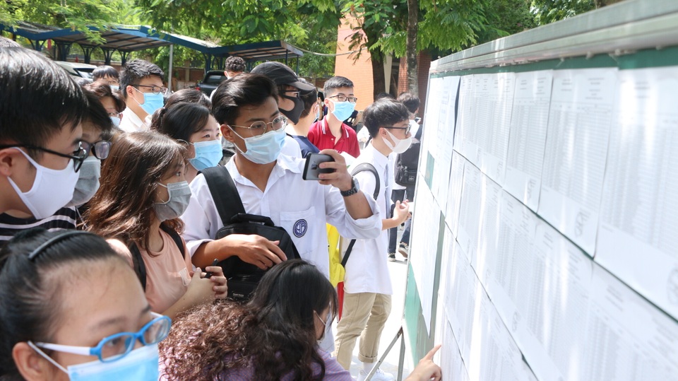 Thí sinh sợ khó, sợ chân lấm tay bùn nên ít vào học ngành Nông lâm, KHTN - 1 Thí sinh sợ khó, sợ chân lấm tay bùn nên ít vào học ngành Nông lâm, KHTN - 1