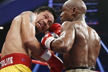 Mayweather đánh bại Pacquiao bằng tính điểm