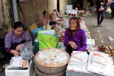 Đi chợ quê ngày 30 Tết tìm nét xuân xưa