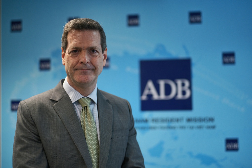 Giám đốc ADB nêu loạt cơ hội, thách thức với kinh tế Việt Nam năm 2023 - 1 Giám đốc ADB nêu loạt cơ hội, thách thức với kinh tế Việt Nam năm 2023 - 1