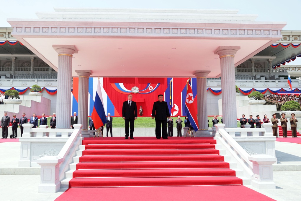 Toàn cảnh chuyến thăm Triều Tiên của Tổng thống Putin - 4 Toàn cảnh chuyến thăm Triều Tiên của Tổng thống Putin - 4