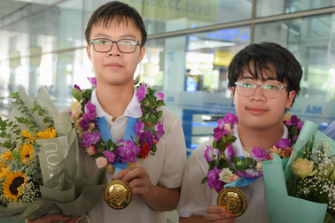 Chàng trai đạt điểm tuyệt đối Olympic Toán quốc tế: Em không bất ngờ!