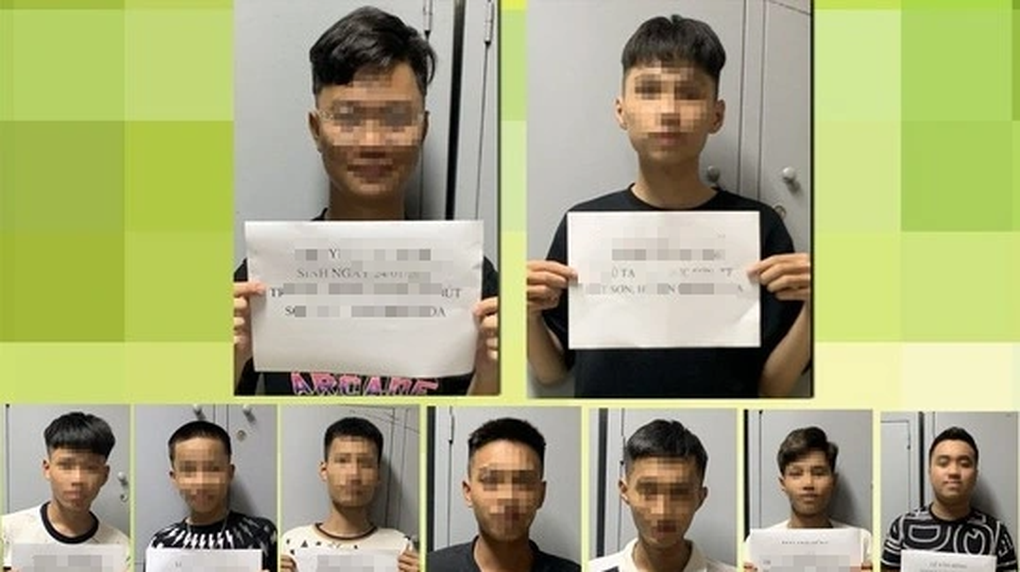 Nhóm thanh thiếu niên ném chai bia khiêu khích, cướp tài sản người đi đường - 1 Nhóm thanh thiếu niên ném chai bia khiêu khích, cướp tài sản người đi đường - 1