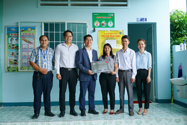 Tập đoàn LS nâng cấp phòng y tế cho 17 trường tiểu học