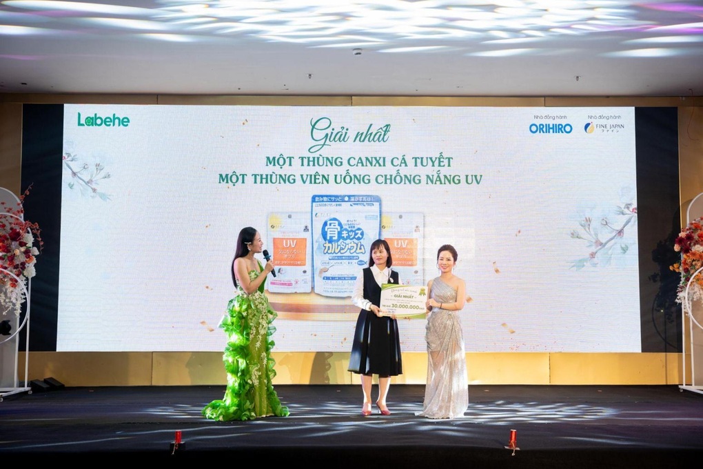 Labehe tổ chức lễ ra mắt sản phẩm với chủ đề Bùng nổ sắc xanh - 6 Labehe tổ chức lễ ra mắt sản phẩm với chủ đề Bùng nổ sắc xanh - 6