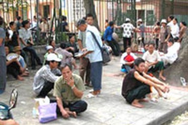 Hà Nội công khai điện thoại tiếp nhận tố cáo tham nhũng 