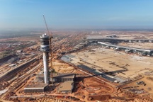 Huy động tối đa nguồn lực thi công tháp không lưu sân bay Long Thành