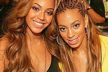 Beyonce Knowles ủng hộ em gái sau scandal bạo lực