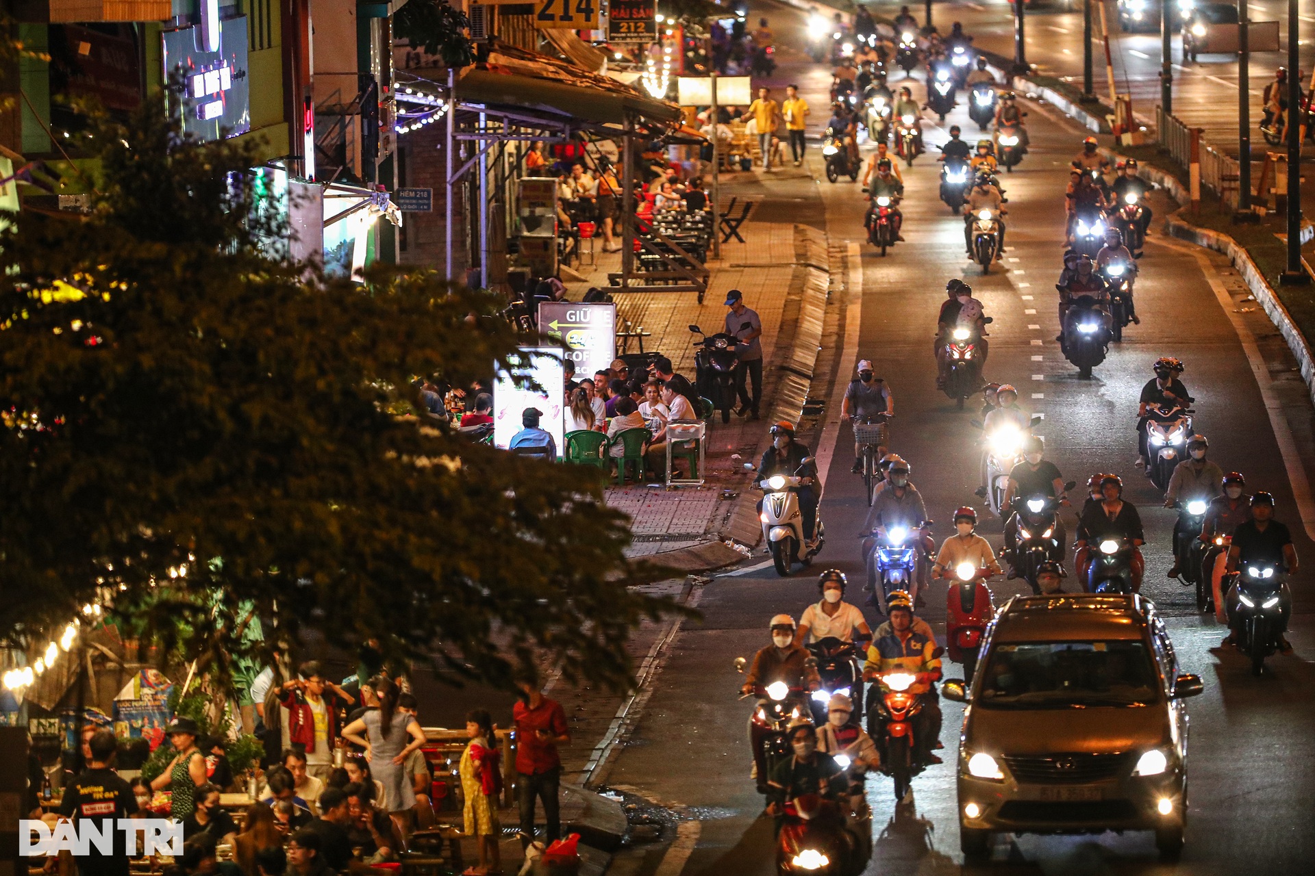 Những tuyến đường dày đặc quán nhậu ở TPHCM - 10 Những tuyến đường dày đặc quán nhậu ở TPHCM - 10