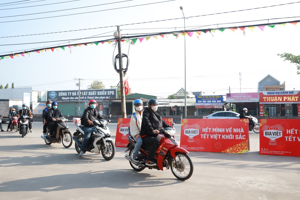 Tết thêm ý nghĩa khi sum vầy bên gia đình - 2 Tết thêm ý nghĩa khi sum vầy bên gia đình - 2