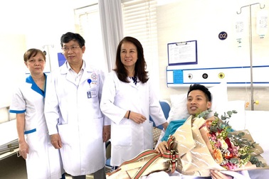 Hùng Dũng xuất viện, tái khám sau 1 tháng