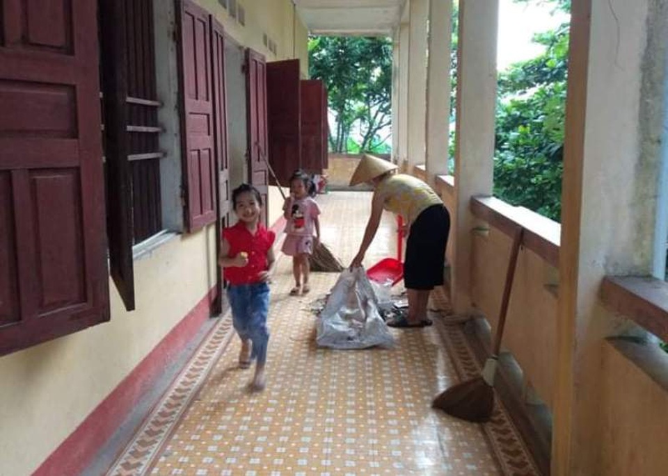 Vụ hàng trăm phụ huynh không cho trẻ đi học: Giữ lại 2 điểm trường - 2 Vụ hàng trăm phụ huynh không cho trẻ đi học: Giữ lại 2 điểm trường - 2