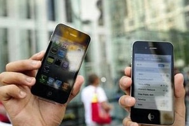 RIM, Nokia và HTC giận dữ phản pháo Apple vụ iPhone 4