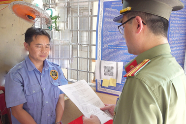 Bắt tạm giam đối tượng lên mạng xã hội nói xấu, xúc phạm lãnh tụ