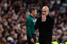 Guardiola cân bằng kỷ lục buồn của Mourinho