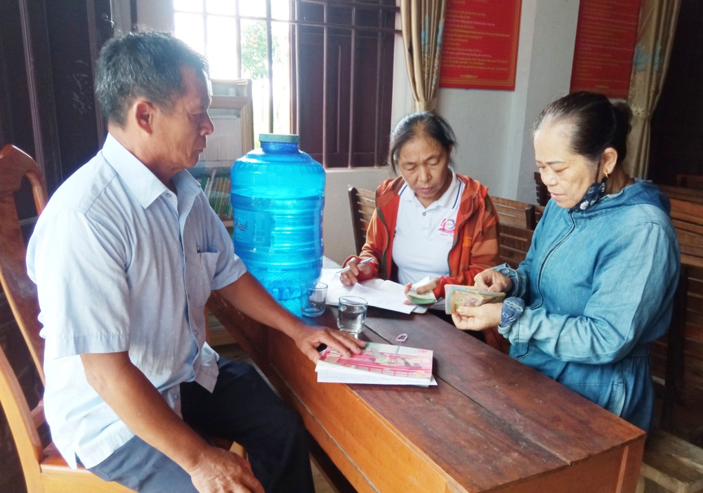 Cả thôn góp tiền giúp nam sinh có hoàn cảnh éo le vào đại học - 1