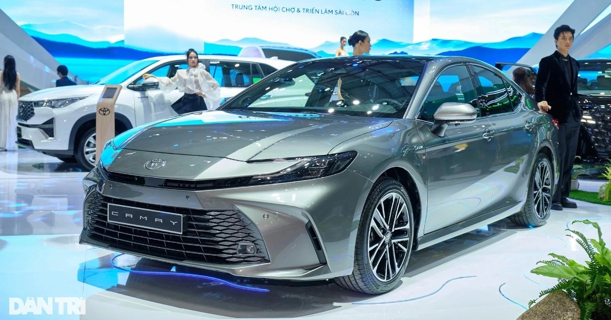View - Xe hybrid tại Việt Nam năm 2024: Gầm cao tiền tỷ vẫn hút khách nhờ "ăn" ít | Báo Dân trí