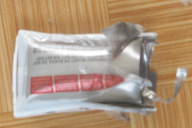 Pin điện thoại phát nổ, cả phòng hoảng loạn