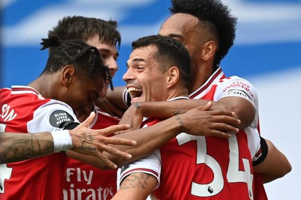 Arsenal 4-0 Norwich: Aubameyang được tặng hai bàn thắng - 7 Arsenal 4-0 Norwich: Aubameyang được tặng hai bàn thắng - 7