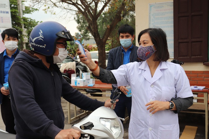 Trường Cao đẳng GTVT Trung ương I : Học sinh, sinh viên trở lại học tập sau kỳ nghỉ dài vì dịch Covid-19 - Ảnh 6. Trường Cao đẳng GTVT Trung ương I : Học sinh, sinh viên trở lại học tập sau kỳ nghỉ dài vì dịch Covid-19 - Ảnh 6.