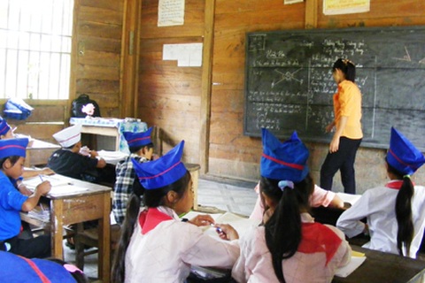 Những giáo viên nói 4 thứ tiếng