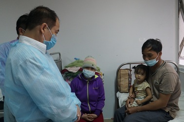 Tiêm phòng cho hơn 1.000 người dân sống gần nhà người nhiễm bệnh bạch hầu