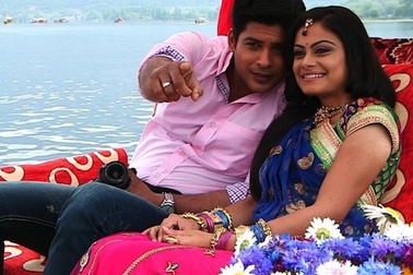 Phần 9 “Cô dâu 8 tuổi”: Anandi hạnh phúc khi có thai với Shiv