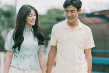 Yêu chàng hàng xóm, tôi bị bạn gái anh ra điều kiện cay đắng