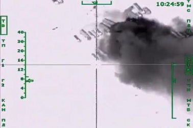 Máy bay Nga phá hủy 500 xe chở dầu của IS