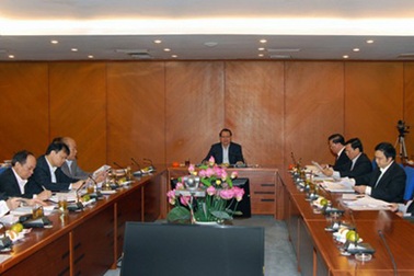 Phó Thủ tướng: Công khai, minh bạch là bài học lớn với điều hành giá cả