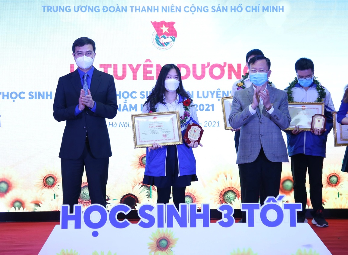 Tuyên dương 455 học sinh 3 tốt phổ thông và giáo dục nghề - 2 Tuyên dương 455 học sinh 3 tốt phổ thông và giáo dục nghề - 2