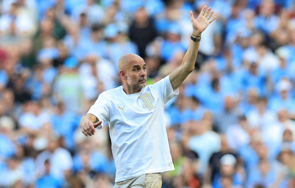 Man City thua ngược Aston Villa trong ngày chia tay HLV Guardiola - 1