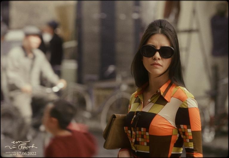 सिनेमा विभाग ने बुई लान हुआंग को मुख्य भूमिका के लिए नामांकित किए जाने और सहायक भूमिका का पुरस्कार मिलने पर अपनी प्रतिक्रिया दी - 1 Cục Điện ảnh lên tiếng vụ Bùi Lan Hương đề cử vai chính, nhận giải vai phụ - 1