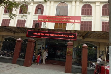 Nữ Trưởng phòng Văn hóa - Thông tin bất ngờ biến mất